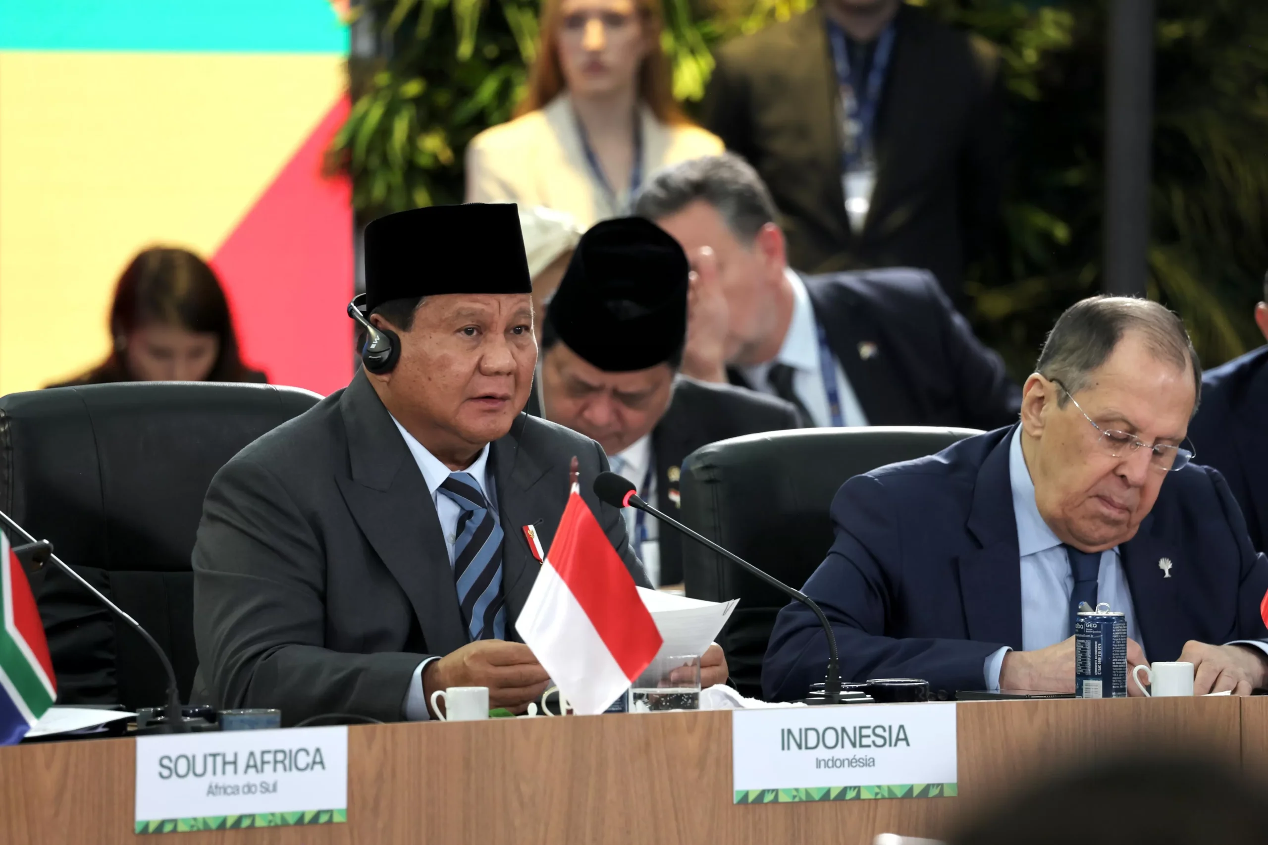 Indonesia di KTT BRICS: Diplomasi Prabowo dan Tantangan Tarif AS